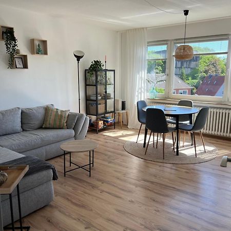 Up Wulkje21 Neu Renovierte Wohnung Mit Pkw Stellplatz Emden Exteriör bild