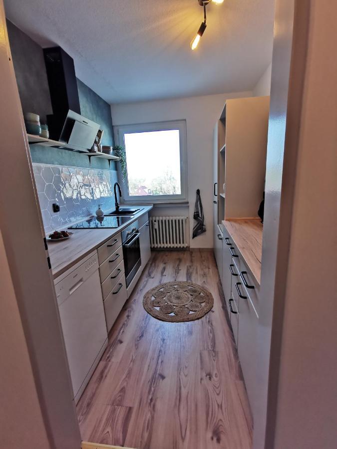 Up Wulkje21 Neu Renovierte Wohnung Mit Pkw Stellplatz Emden Exteriör bild