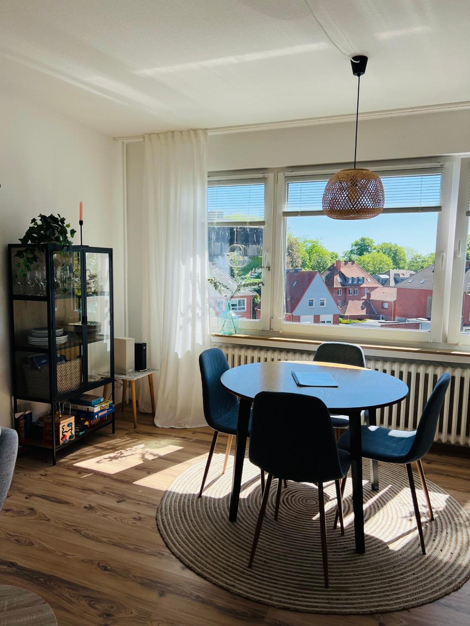 Up Wulkje21 Neu Renovierte Wohnung Mit Pkw Stellplatz Emden Exteriör bild